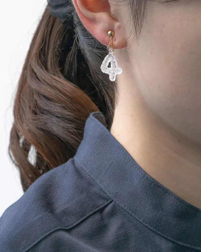 ピアス ブルーベリー2